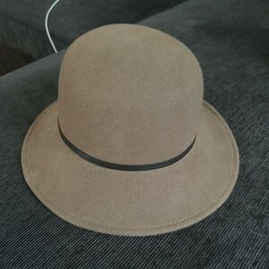 NINE WEST WOOL HAT